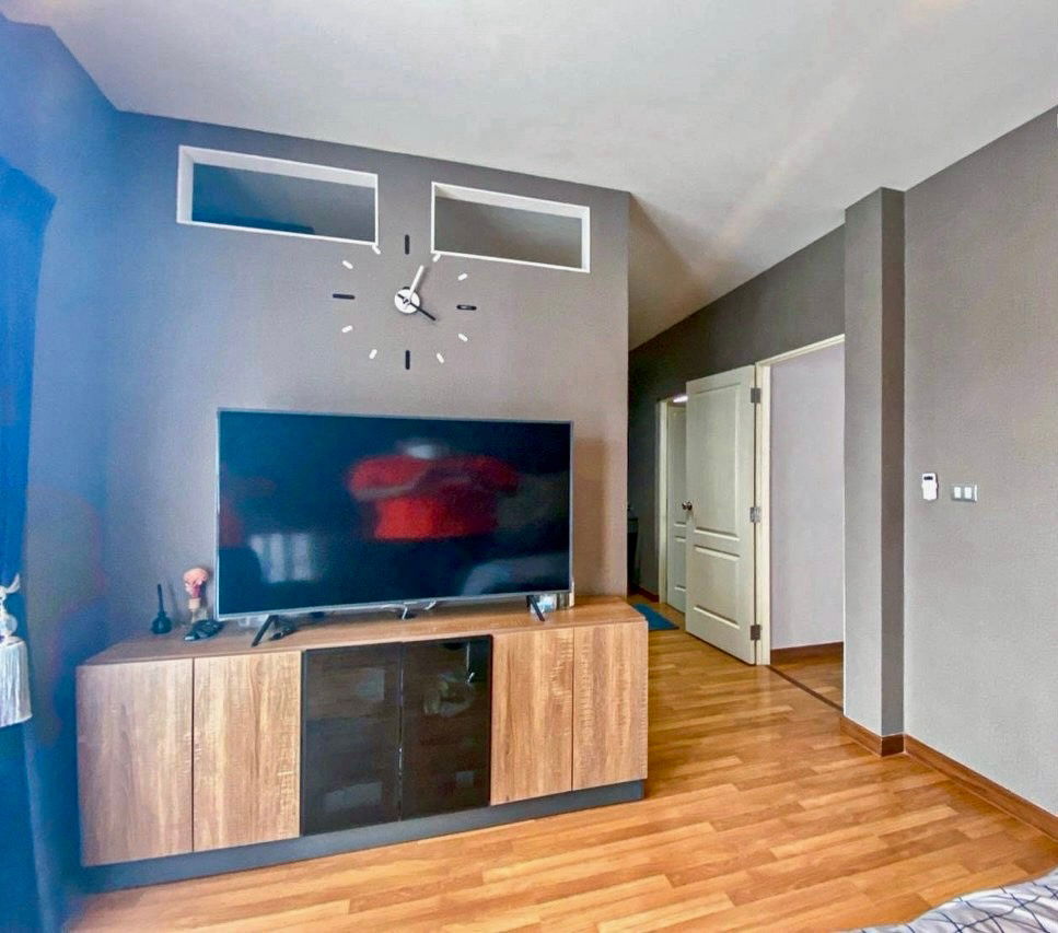 picture For Sale: Corner 2-Storey Detached House at Centro Westgate | Premium Location Next to Garden | Like-New Condition | Below Market Price - 5/21