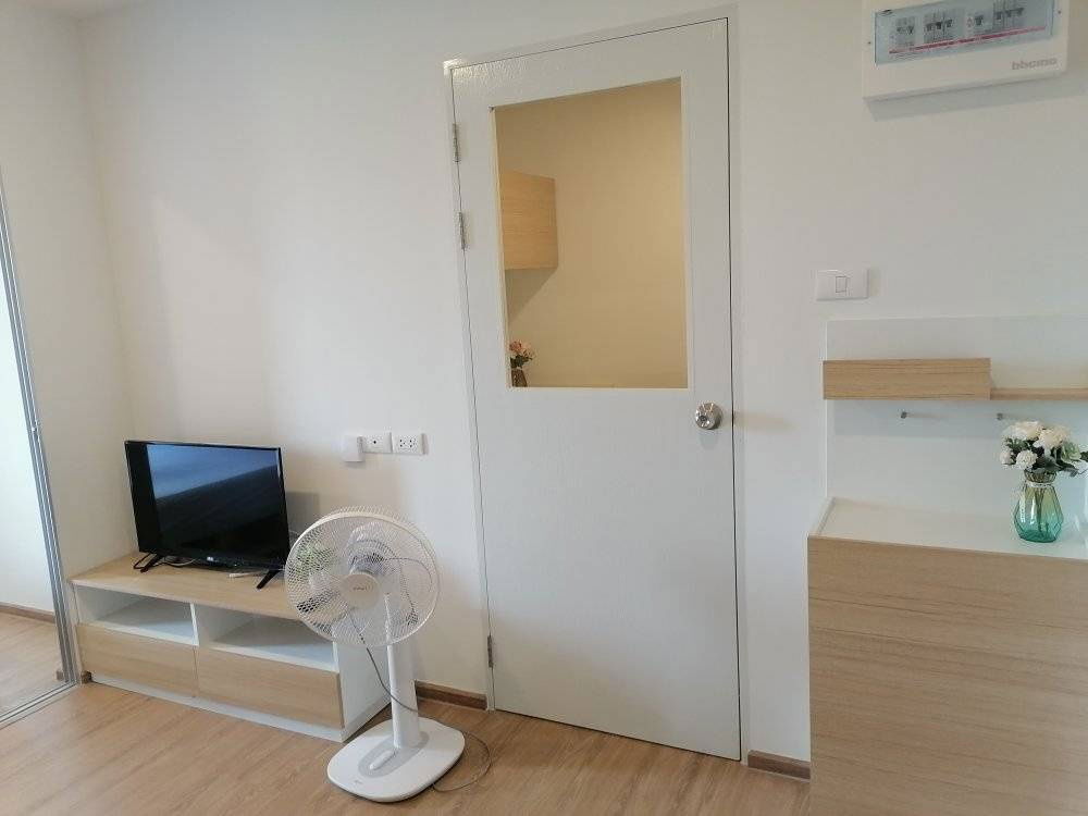 รูป ให้เช่าคอนโด เสนา อีโค ทาวน์ รังสิต สเตชั่น ตึก F 26 ตร.ม.เฟอร์ครบ พร้อมอยู่ ใกล้รังสิต (TR1198) - รูปที่ 2/8