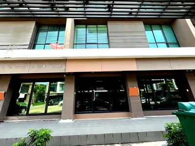 เช่าสำนักงาน เขตประเวศ :  ให้เช่าสำนักงาน อาคาร 4 ชั้น โครงการ Biz Pattanakarn-Onnut For Rent / จดบริษัทได้