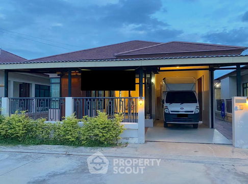 บ้าน 3-ห้องนอน ใน ชะอำ (ID 1438580)