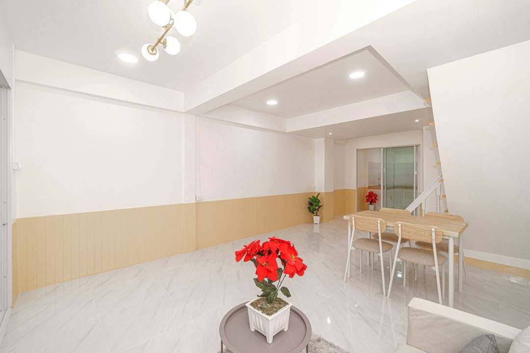 รูป ฟรีโอน! ทาวน์เฮาส์ 2 ชั้น ซอยนนทบุรี 46 สนามบินน้ำ | 3 นอน 2 น้ำ | ใกล้ Central รัตนาธิเบศร์ | 2.39 ลบ. - รูปที่ 7/19