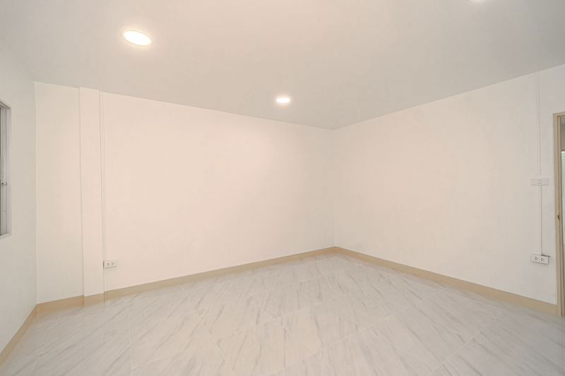 รูป ขายทาวน์เฮ้าส์ 2 ชั้น ทำเลสนามบินน้ำ ซอยนนทบุรี 46 เนื้อที่ 17 ตารางวา 3 ห้องนอน 2 ห้องน้ำ - รูปที่ 14/18