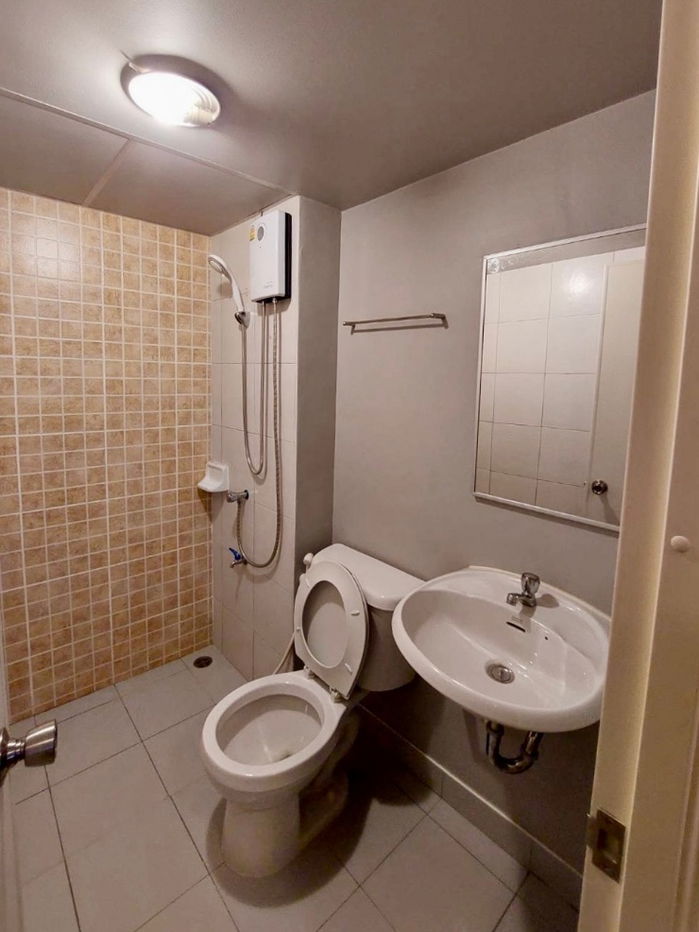 รูป ปล่อยเช่าคอนโด ลุมพินี ร่มเกล้า-สุวรรณภูมิ
(Lumpini Condo Town Romklao-
Suvarnabhumi) - รูปที่ 4/5