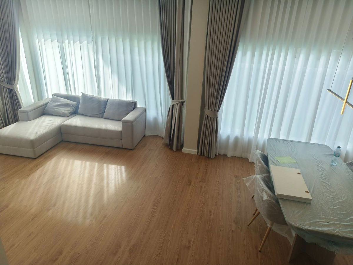 รูป บ้านเดี่ยว แต่งใหม่ พร้อมอยู่ พื้นที่กว้างขวาง หมู่บ้าน สินธานี แกรนด์วิลล์ รังสิต คลอง5 ต.รังสิต อ.ธัญบุรี จ.ปทุมธานี - รูปที่ 10/23