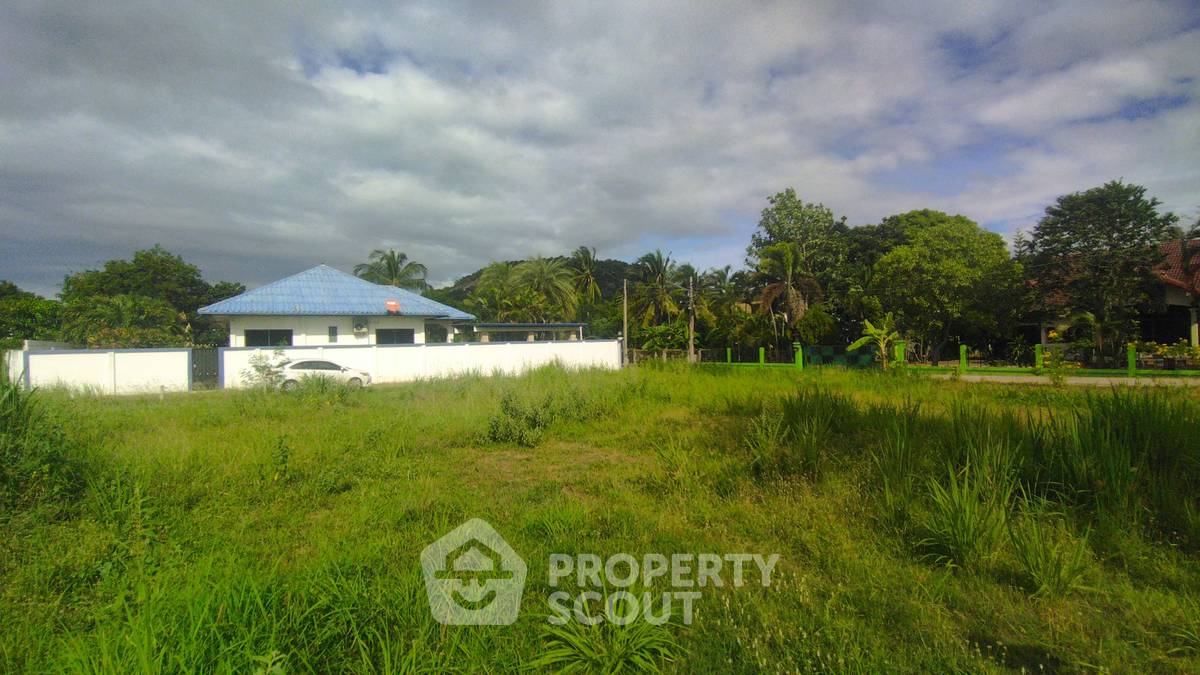 รูป ที่ดินสำหรับปล่อยขาย 1,477 ตารางเมตร แถว ใกล้ เสน่ห์บีช หัวหิน (ID 1297032) - รูปที่ 2/12