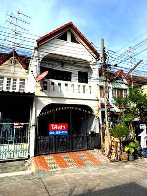 Townhouses for rent Nong Khaem : ✔️For rent//Sale Petchkasem Village 1 (Soi. Petchkasem 77/8) Intersection 5