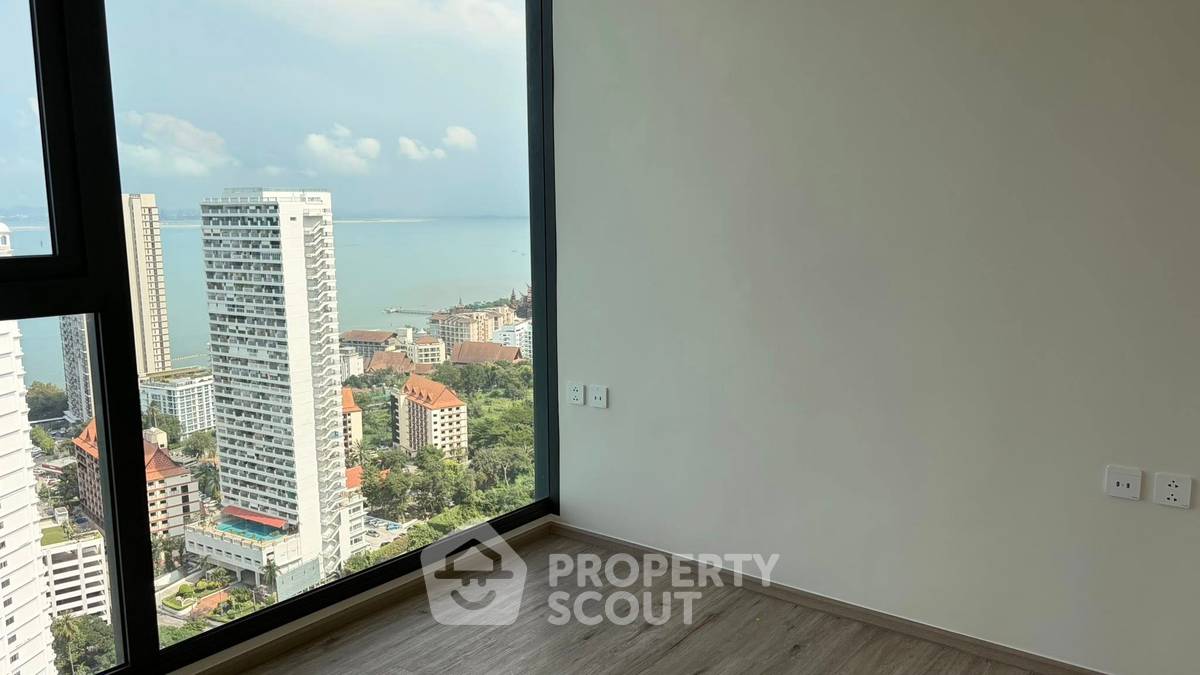 picture 2-BR Condo at AROM WONGAMAT close to Sanctuary of Truth (ID 2447857) - 8/12