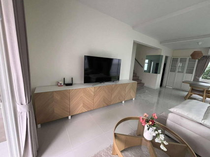 รูปภาพ ให้เช่าบ้านหรู โครงการ Villaggio 3 ศรีนครินทร์–บางนา