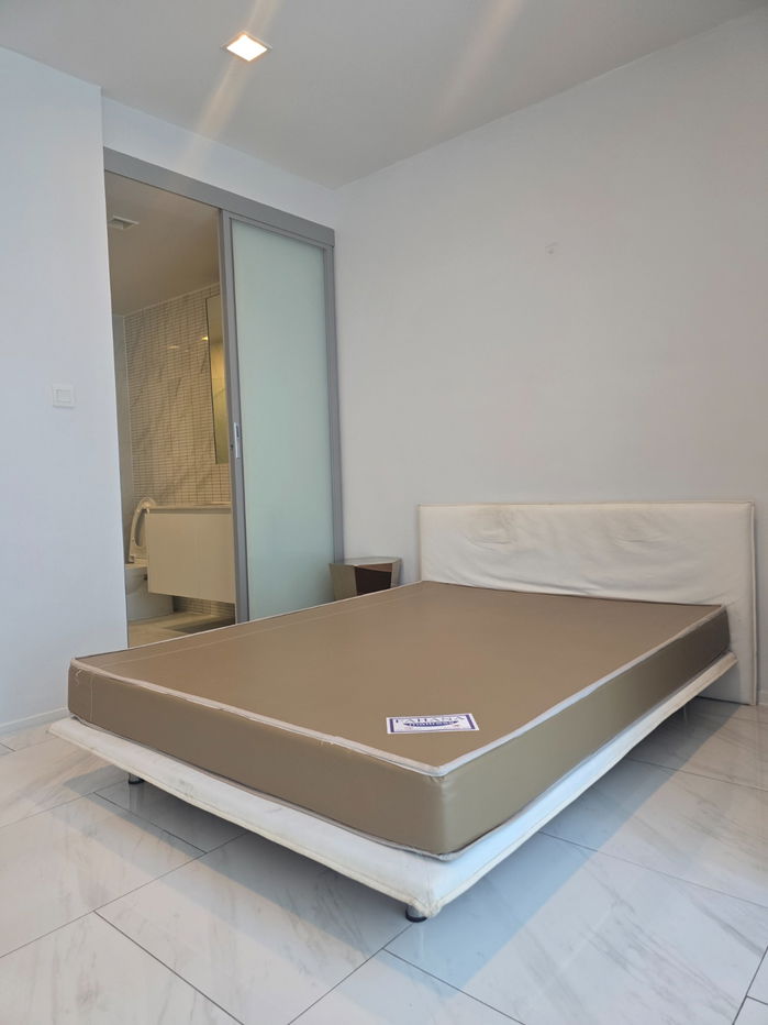 รูป ให้เช่า ไฮด์ สุขุมวิท 11 ชั้น 20, 28 (ห้องสตูดิโอ)*เจ้าของปล่อยเอง Line: mee_gunh (**พิเศษสำหรับผู้เช่าที่ทำสัญญาก่อน 30พย68 นี้ ชำระมัดจำแค่ 1 เดือน) - รูปที่ 3/19