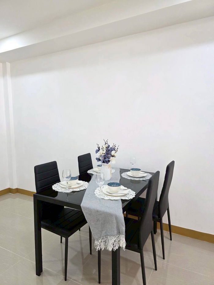 รูป ทาวน์เฮาส์ รามคำแหง เคหะร่มเกล้า ใกล้รถไฟฟ้าราษฎร์พัฒนา พูนสินธานี 1 แถมเฟอร์ครบ นัดหมายชมบ้าน 085-318-6868 คุณวา - รูปที่ 12/18