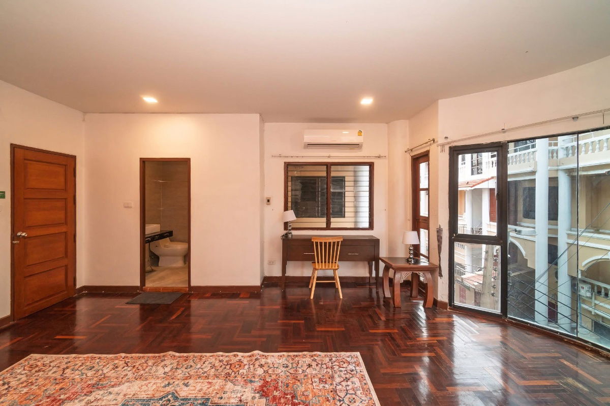 picture For rent, for rent, for rent, house, Thonglor, Tropical House, cheap price, interested, Line: @951qfbfi - 30/31