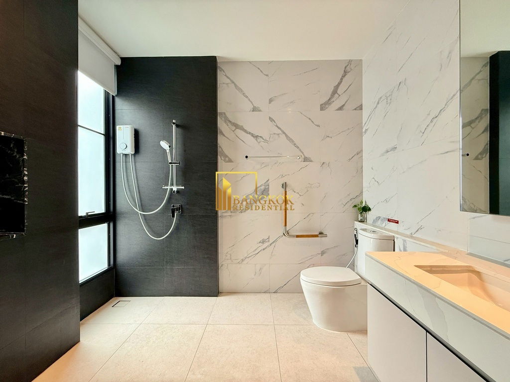 picture Malton Gates Krungthepkreetha | Premium Quality 4 Bed House - BR28151SH - 24/64