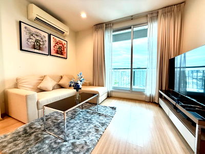 Condos for rent : Ready to move in " 𝐑𝐡𝐲𝐭𝐡𝐦 𝐑𝐚𝐭𝐜𝐡𝐚𝐝𝐚 - 𝐇𝐮𝐚𝐢𝐤𝐡𝐰𝐚𝐧𝐠 " 2 Bed 1 Bath,High floor, Near : MRT Huaikhwang 