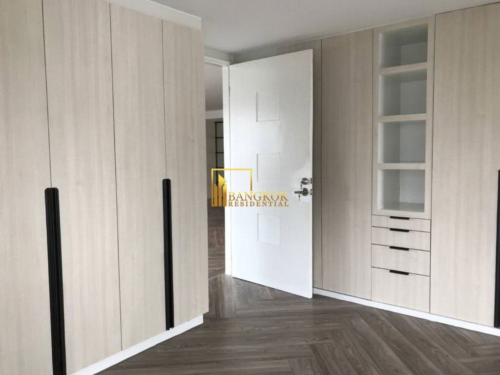 รูป Fully Renovated 3 Bedroom Apartment in Phrom Phong - BR21051AP - รูปที่ 15/22