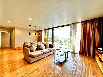 Apartment building for rent BTS Asok : Modern 3 Bedroom Apartment in Convenient Location - BR20073AP