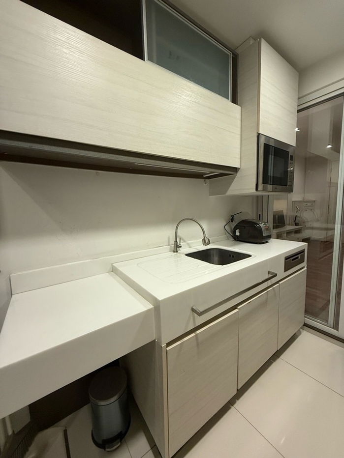 รูป 🎃RB21801 ให้เช่าถูกมาก🎈เดอะ รูม สาทร - ตากสิน✅แอดไลน์ @930jwqti ( มี @ ด้วย) แอดมินตอบไว - รูปที่ 4/12