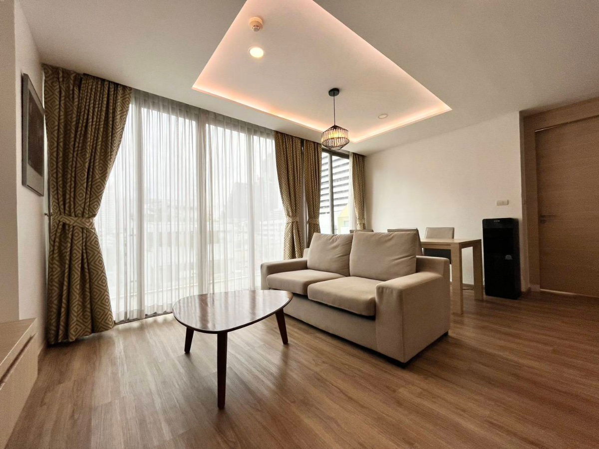 รูป ห้องมุม KLASS Silom Low-rise Luxury Condo50 sq.m. (8th floor, corner unit) 1 Bedroom / 1 BathroomFully furnished & ready to move in - รูปที่ 5/10