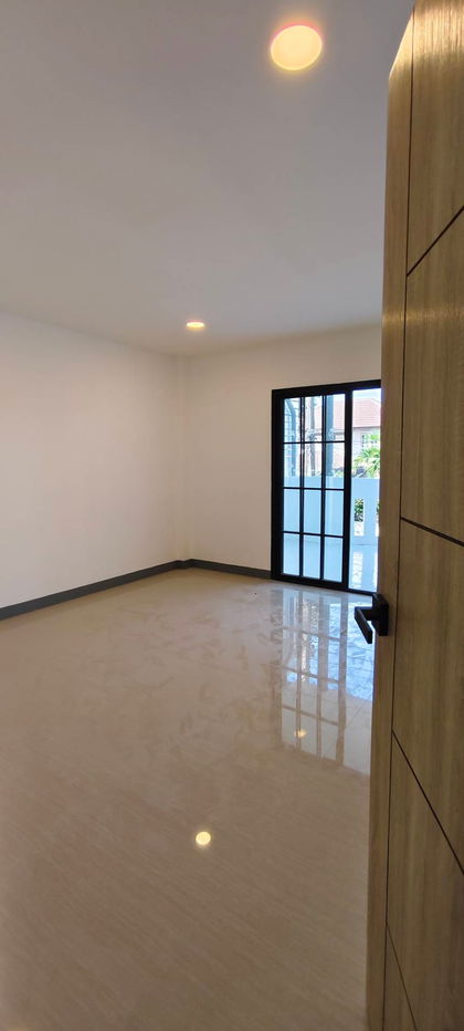 รูป ทาวน์เฮ้าส์ ซอยรามอินทรา46 หมู่บ้าน บก.ทหารสูงสุด รีโนเวทใหม่ พร้อมอยู่ ทำเลหายาก เดินทางสะดวก - รูปที่ 10/12