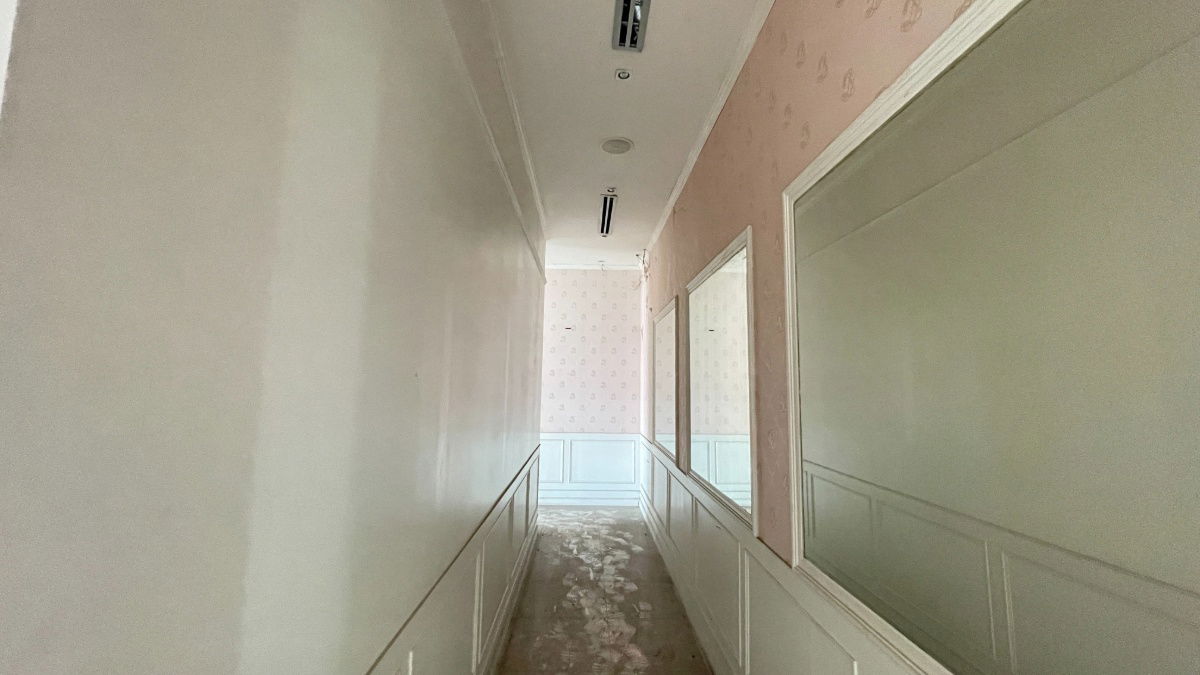 picture Office space for Rent at iPLACE Business Park, Laem Chabang Located in a prime area near major industrial zones, Laem Chabang Deep Sea Port - 4/33