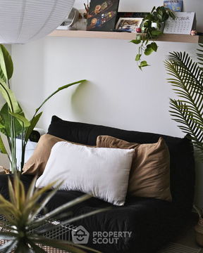 คอนโด 1-ห้องนอน ที่ รีเกิล สาทร - นราธิวาส ใกล้ ถนนนราธิวาสราชนครินทร์ (ID 2443889)