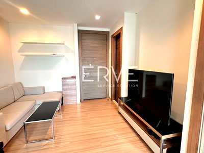 Condos for rent : 1 Bed 1 Bath Nice Room Unblock view Good Location Next to MRT Huai Khwang 50 m. @ Rhythm Ratchada - Huai Khwang