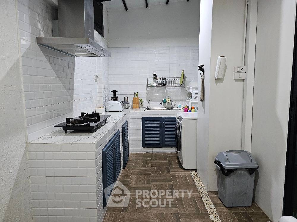 รูป ทาวน์เฮาท์ 2-ห้องนอน ใน บางคูเวียง (ID 1861864) - รูปที่ 2/7