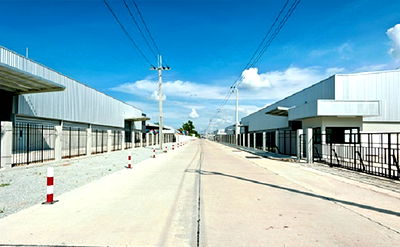 Factory for rent Bangkok : affordable price on Kanchanaphisek Road Mr. Phong's tent Southern Association 255 sqm