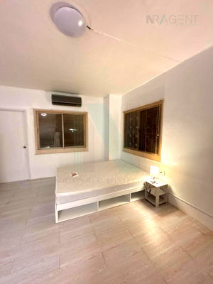 Condos for rent MRT Phawana : For Rent Condo RATCHADA PRESTIGE Building 1, Floor 4,Studio, Room size 32 sqm