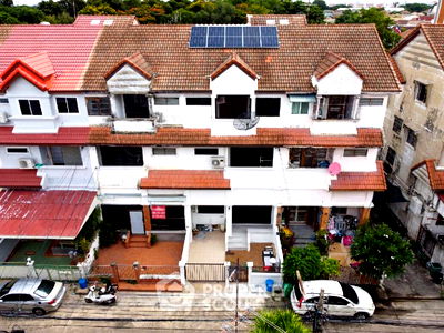 Houses for sale Seri Thai Rode : 4-BR House in Khlong Kum (ID 1869963)