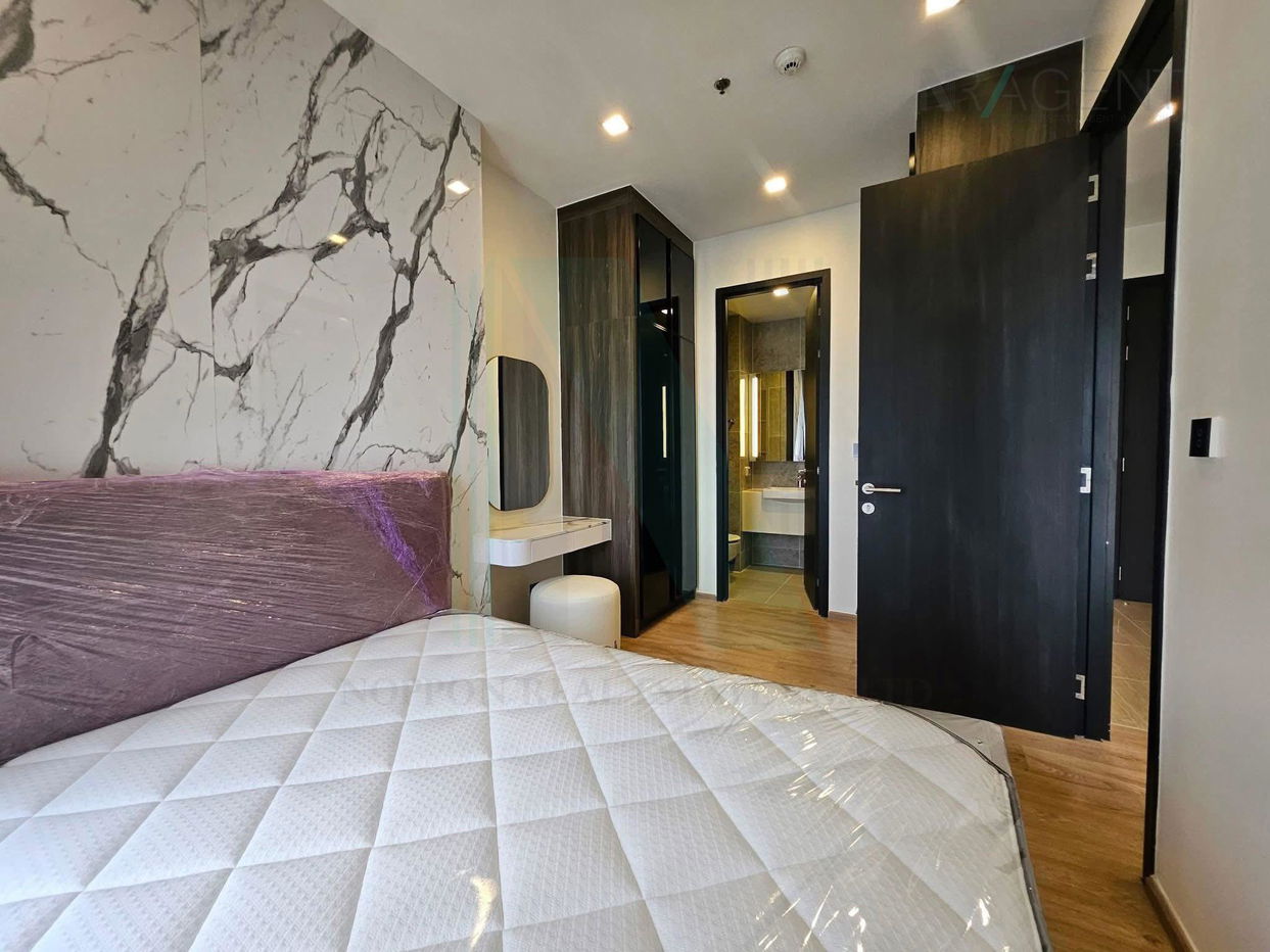 picture For Rent Condo NOBLE AROUND ARI Building 1, Floor 36,1 bed room, Room size 35 sqm - 6/8