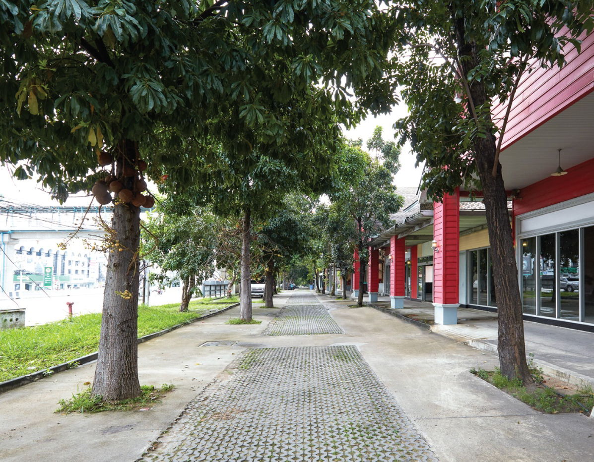 picture Office space for Rent at iPLACE Business Park, Laem Chabang Located in a prime area near major industrial zones, Laem Chabang Deep Sea Port - 26/33