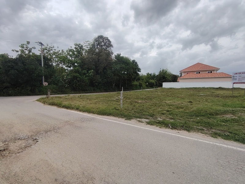 picture 1-0-0 Rai | Corner Building Plot Perfect ​For private Home or Restaurant BUSINESS - 7/14