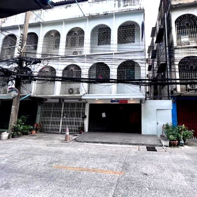 เช่าอาคารพาณิชย์ เขตห้วยขวาง : HR3024ให้เช่าตกแถวโฮมออฟฟิศ 4 ชั้น เดินทางสะดวกใกล้MRT สถานีพระรามเก้า