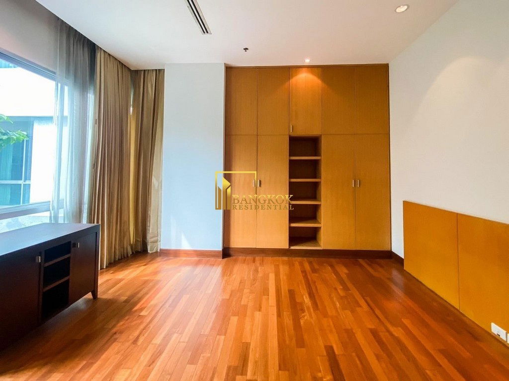 รูป High Quality 3 Bedroom Luxury Apartment in Phloenchit - BR21040AP - รูปที่ 10/37