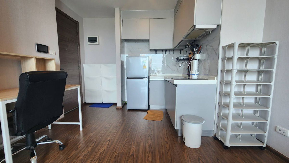 picture Urgent Sale! Artisan Ratchada Condo Near MRT Cultural Center – Ready to Move In - 3/7