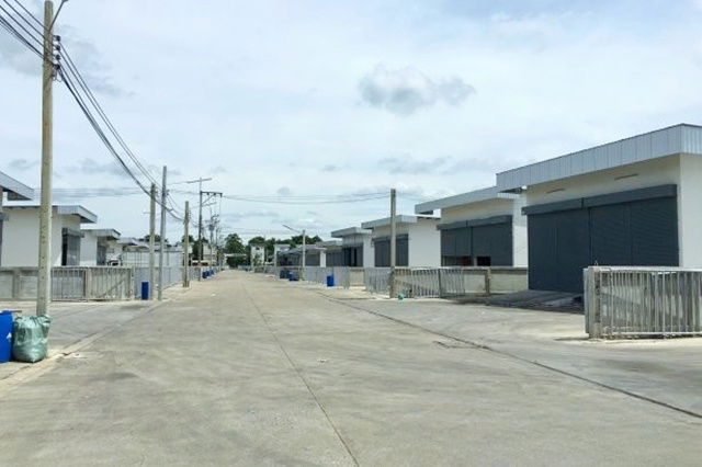 รูป เต็นท์คุณพ้ง สมาคมปักษ์ใต้ . ให้เช่าโกดังเก็บสินค้า พร้อมออฟฟิศ 260ตร.วา. 250 ตร.ม. ราคาถูก ติดถนนกาญจนา ม.เนติบัณฑิตสถาน 1 กม. 1นอน 3น้ำ - รูปที่ 1/8