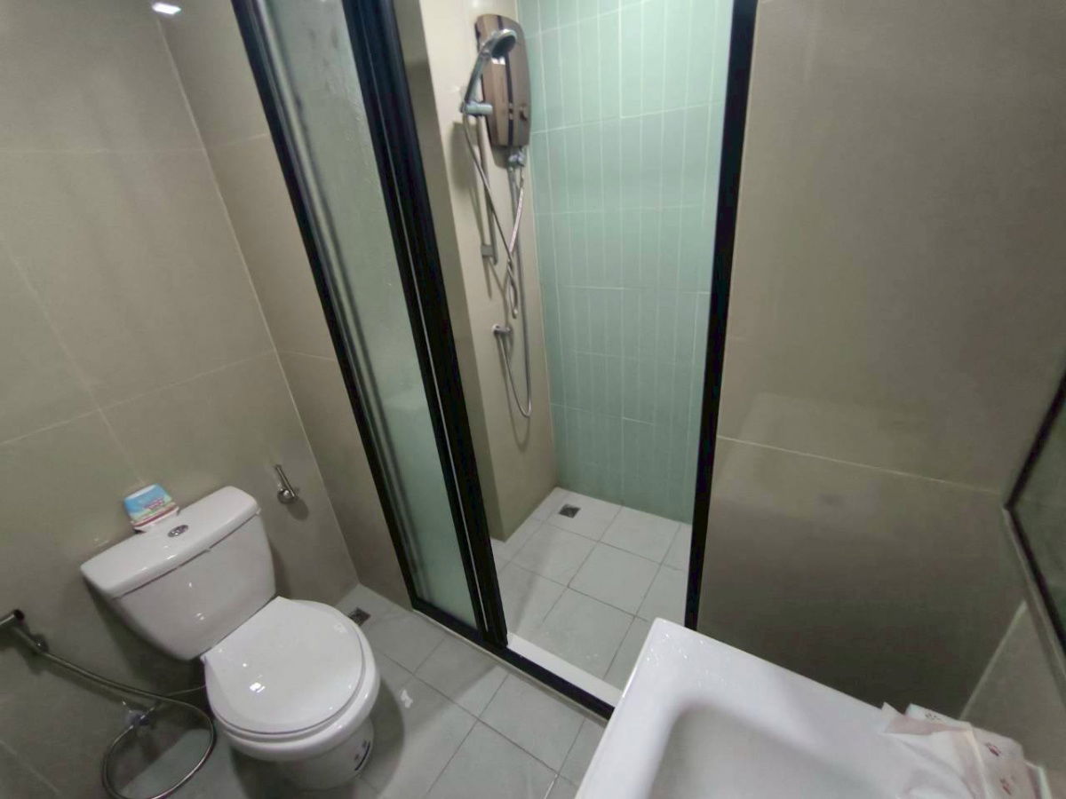 รูป ปล่อยเช่า คอนโด The Muve Kaset ชั้น 4 มี 1 ห้องนอน มีเฟอร์นิเจอร์ครบ ห้องพร้อมเข้าอยู่ได้ทันที วิวไม่โดนบลอค ทำเลดี ใกล้ ม.เกษตรศาสตร์ รีบจองเลย!! - รูปที่ 8/16