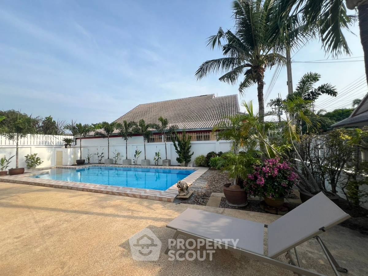 picture 3-BR House close to Hua Hin City (ID 2396591) - 5/12