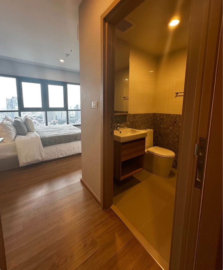 picture THE LINE VIBE Phahonyothin - 2/6