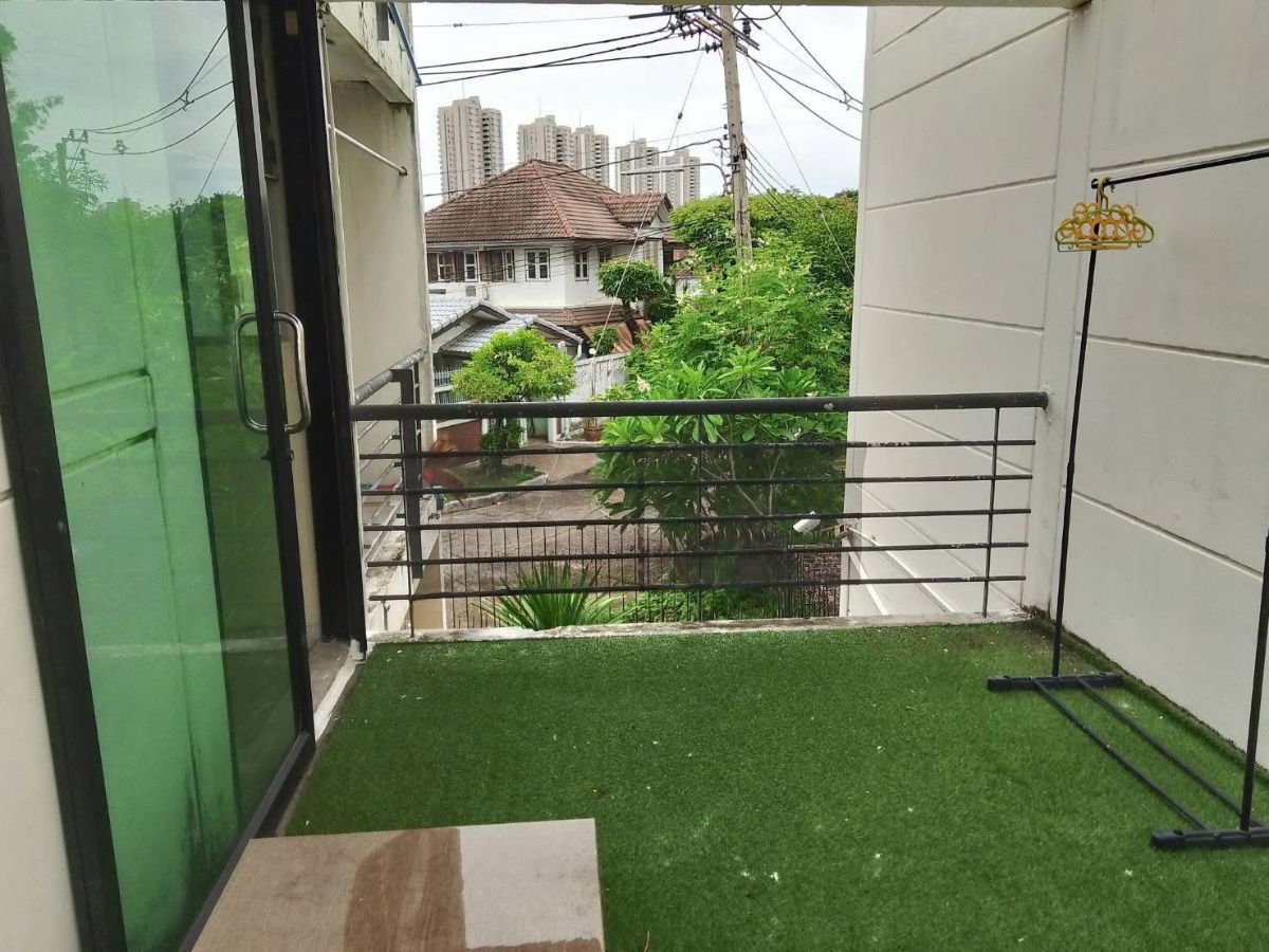 รูป 🔑 ประกาศให้เช่า: ทาวน์โฮม 3 ชั้น เมืองทองธานี หมู่บ้านลูกกอล์ฟ เมืองทองธานี (ซอย 1/1) 2 ห้องนอน 4 ห้องน้ำ สภาพแวดล้อมสงบ เป็นส่วนตัว - รูปที่ 15/18