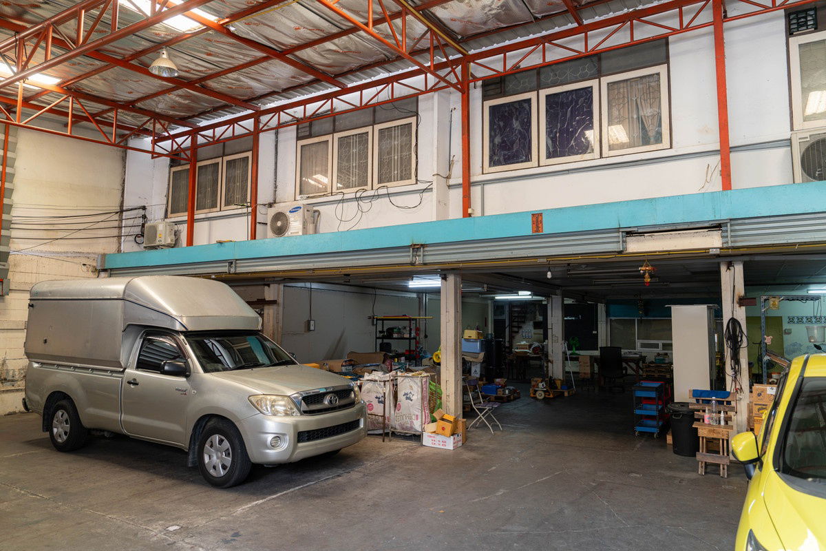 รูป Factory and commercial building for rent on Rama 3 Road (SPSAD3638) - รูปที่ 1/14