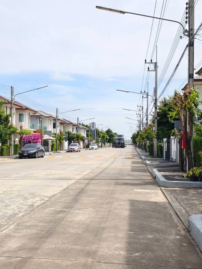 รูป บ้านเดี่ยว สไตล์โมเดิร์น รีโนเวทพร้อมอยู่ หมู่บ้านฟ้าปิยรมย์เฟส15 โซนเทนโดร คลอง 6 ลำลูกกา ปทุมธานี ของแถมมากมาย - รูปที่ 49/49