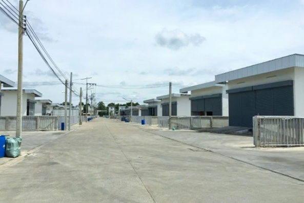 รูป ติดถนนกาญจนา ม.เนติบัณฑิตสถาน 1 กม. ให้เช่าโกดังเก็บสินค้า พร้อมออฟฟิศ 265ตร.วา. 255ตร.ม. เต็นท์คุณพ้ง สมาคมปักษ์ใต้ . ราคาถูก 1นอน 3น้ำ - รูปที่ 4/8