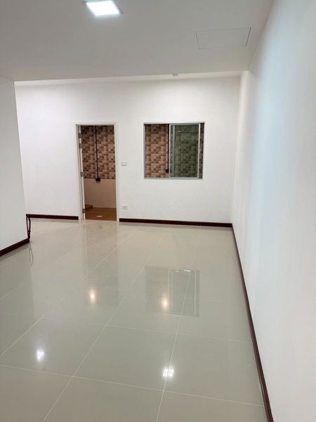 รูป ขายทาวน์เฮ้าส์ 2ชั้นหมู่บ้านพฤกษาไพร์ม 115 รีโนเวทใหม่ รังสิต คลอง3 คลองหลวง ปทุมธานี 16.4 ตร.ว แอร์ 3 เครื่อง - รูปที่ 8/9