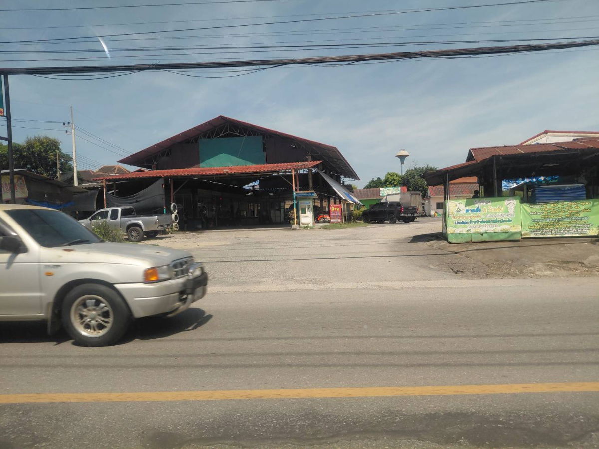 รูป ขายด่วน! ที่ดิน พร้อมสิ่งปลูกสร้าง ติดถนนอ่าวอุดม-ปากร่วม ต.บึง อ.ศรีราชา ชลบุรี - รูปที่ 9/13