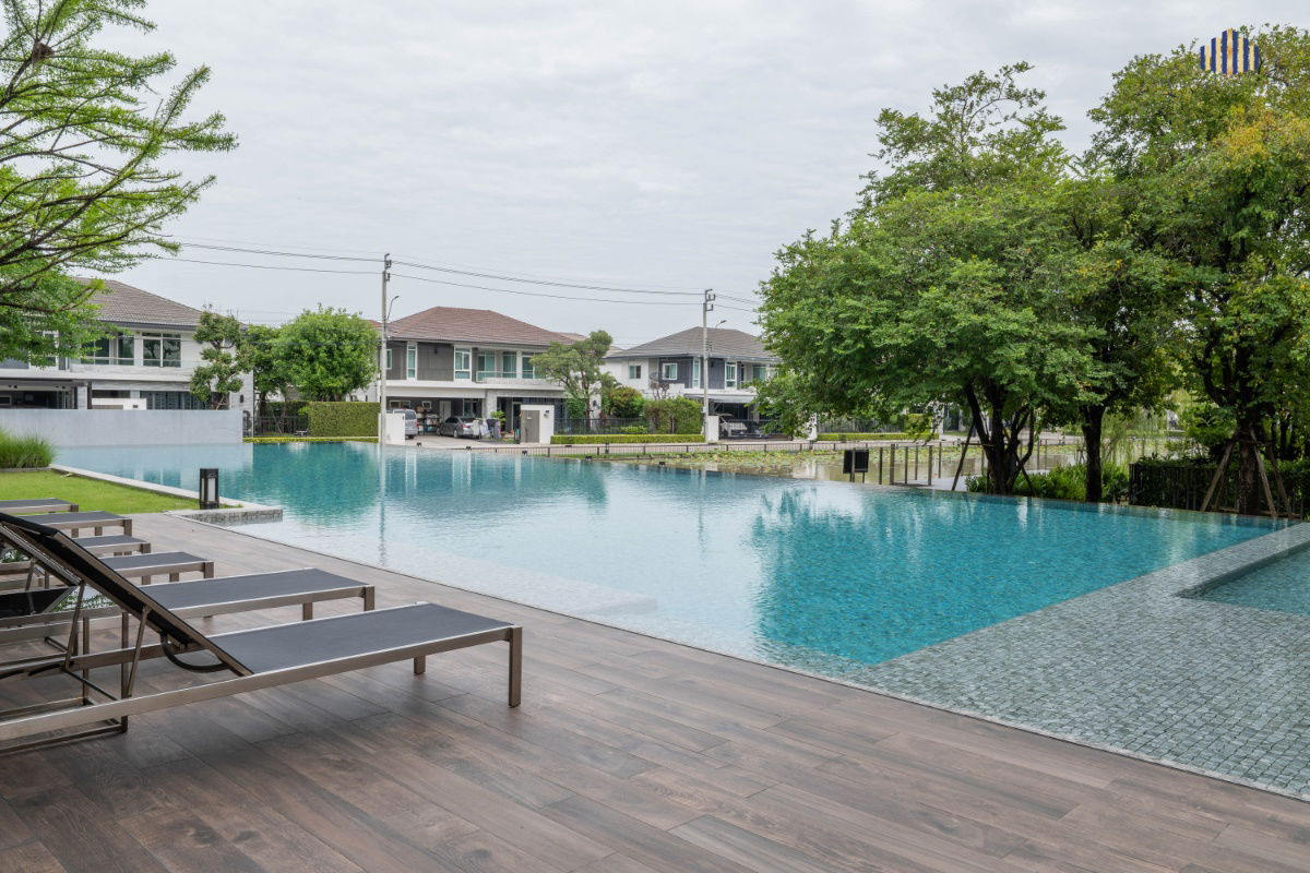 picture For Sale: Corner single detached house, Excellent condition, located in Mantana Ratchaphruek – Maha Chesadabodindranusorn Bridge Village, 63.9 sq.wah, - 30/36