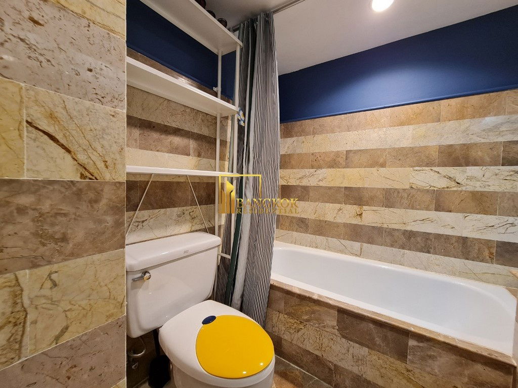 รูป Sukhumvit Suites | Fully Renovated 2 Bedroom Duplex Condo in Nana Area - BR18111CD - รูปที่ 21/34