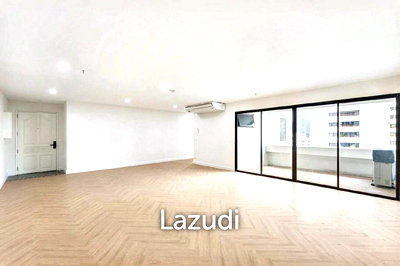 ขายคอนโด : 174.4 ตร.ม.  3 ห้องนอน  4 ห้องน้ำ คอนโดสำหรับ ขายใน คลองตันเหนือ