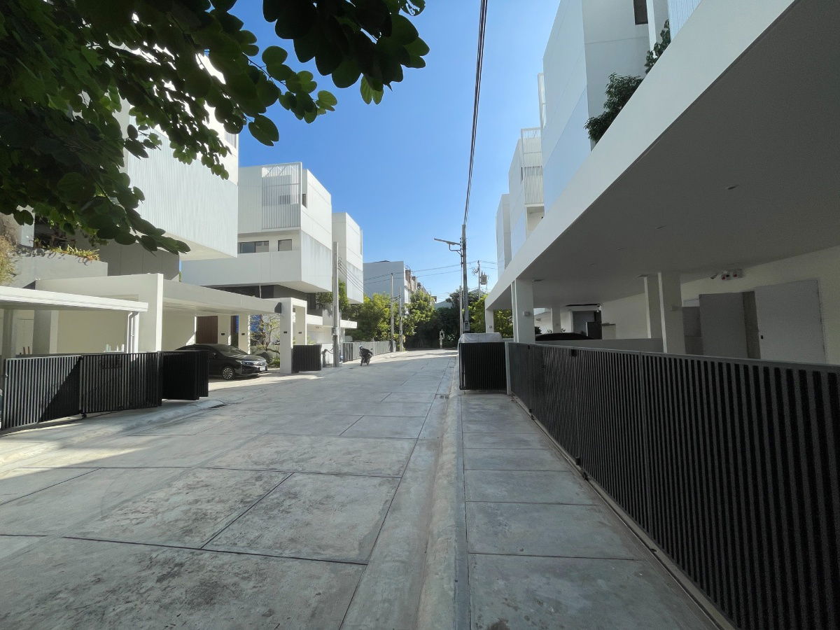 picture For Rent – ARKIN Vibhavadi 84  NEAR HARROW  Company registration allowed”* 3 beds 4 bahts - 2/23