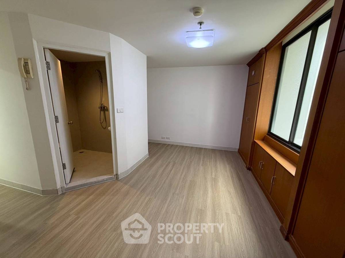 picture 3-BR Condo at Las Colinas near BTS Asok (ID 2235349) - 21/22